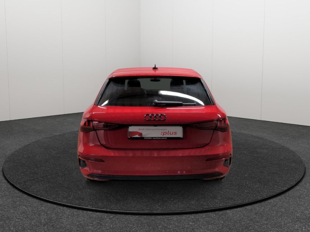 Audi A3 Sportback 40TFSIe S tronic Matrix SHZ PDC hin
