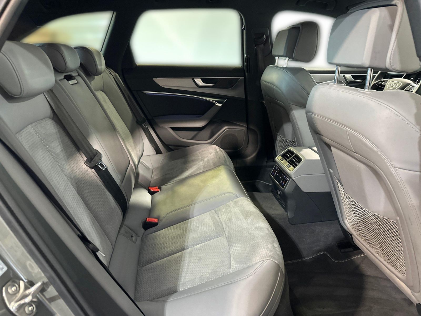 Audi A6 Avant 50 TFSI e 0,50% S LINE LED+AHK+MMI NAVI
