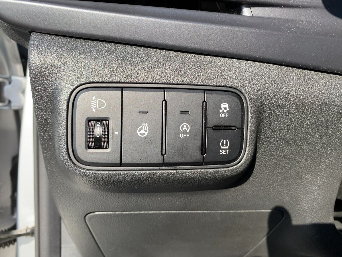 Hyundai i20 Trend - Samsaru's Car Outlet