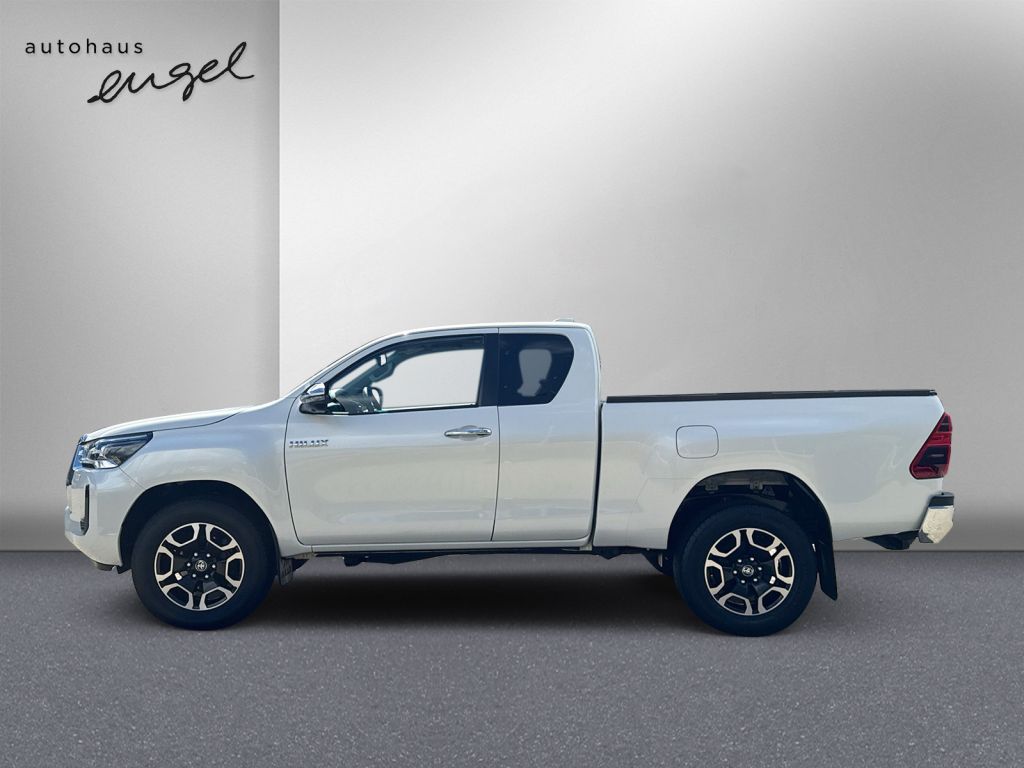Toyota HiLux 4x4 Extra Cab Autm. Executive,360°,AHK,NAV