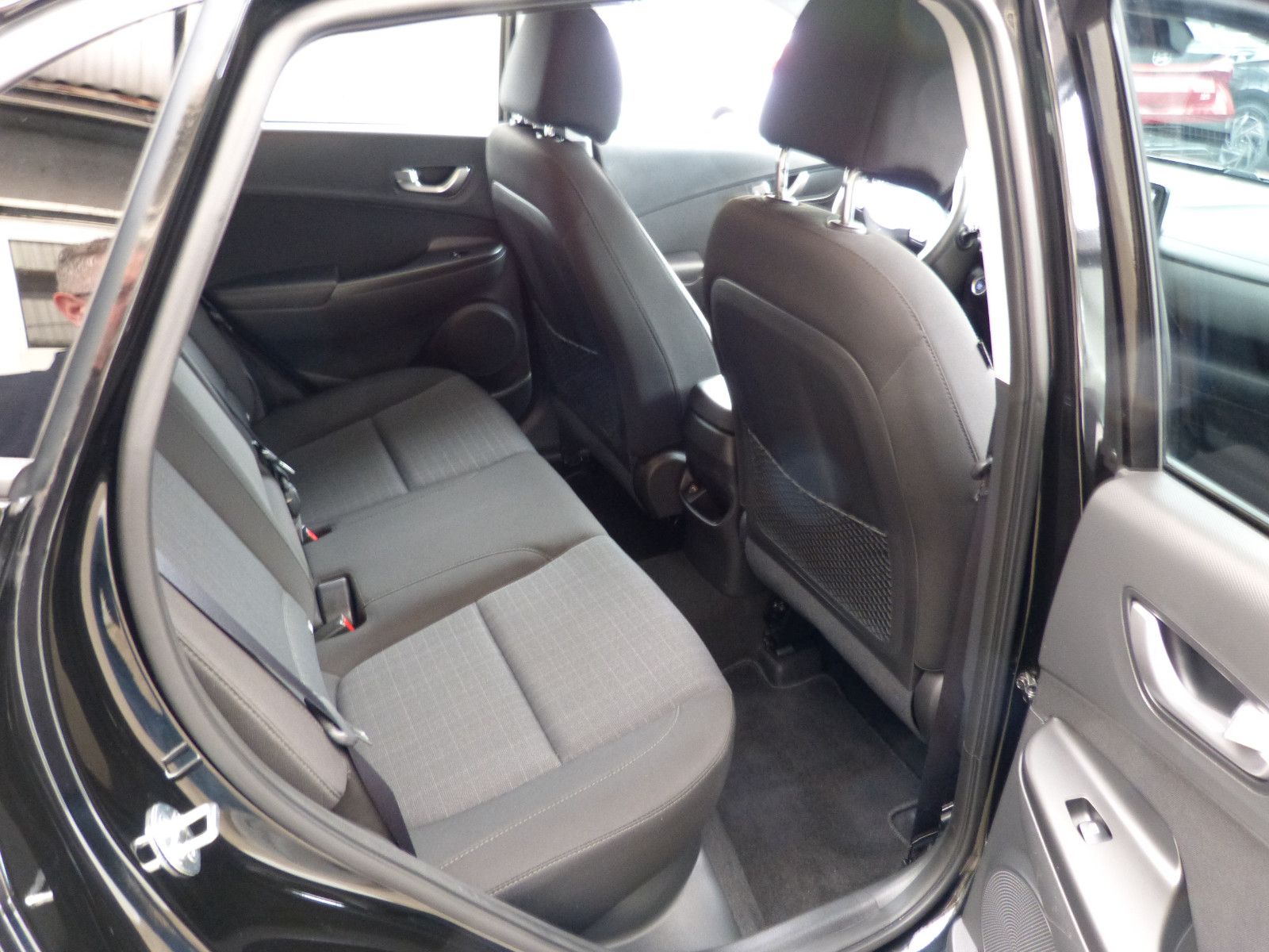 Hyundai Kona - Samsaru's Car Outlet