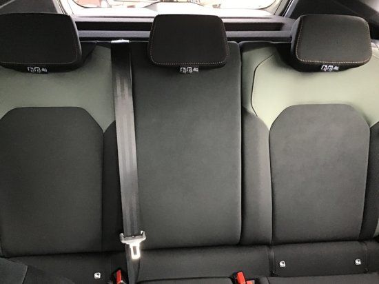 Dacia Duster TCe 130 Extreme - Samsaru's Car Outlet
