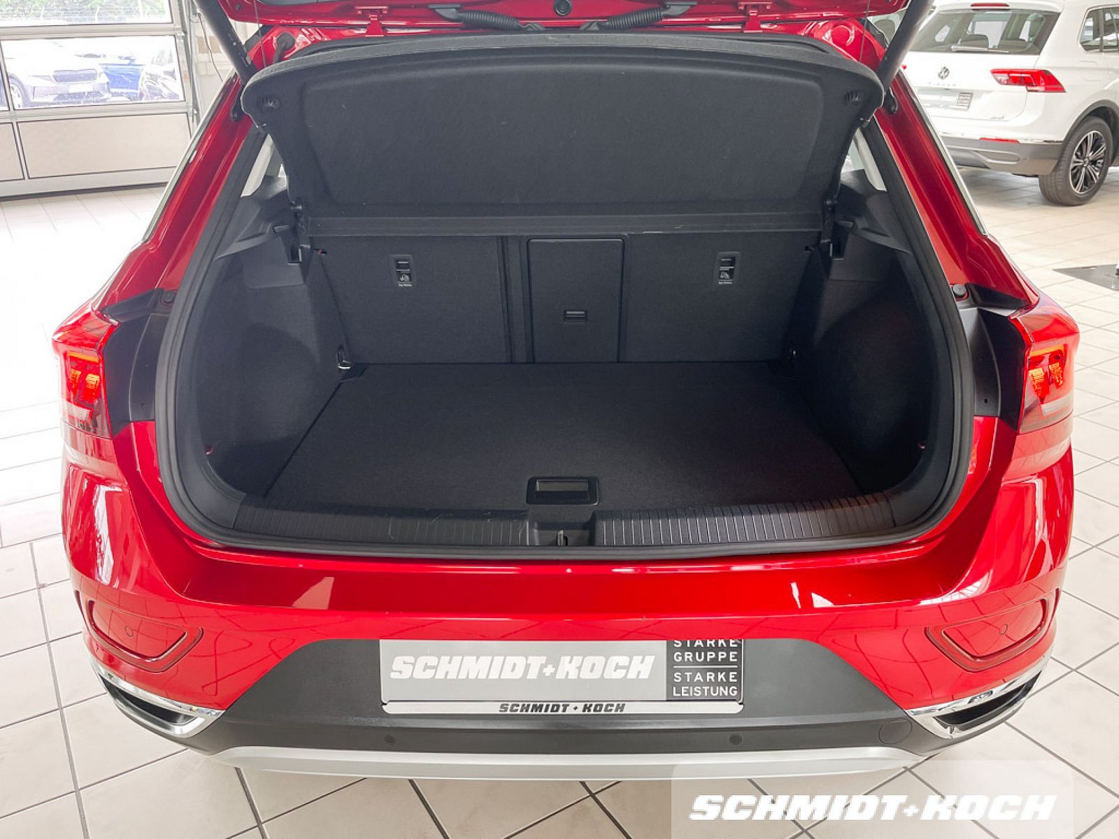 Volkswagen T-Roc 1.5 TSI Style - Samsaru's Car Outlet