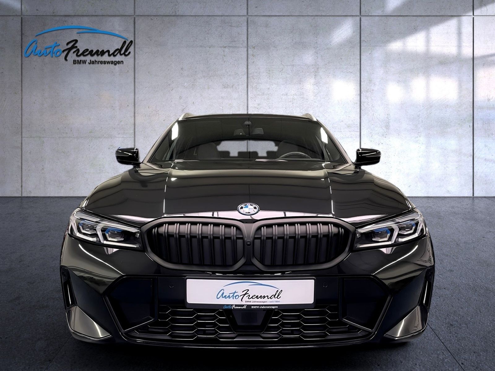 BMW 330e M Sport - Samsaru's Car Outlet