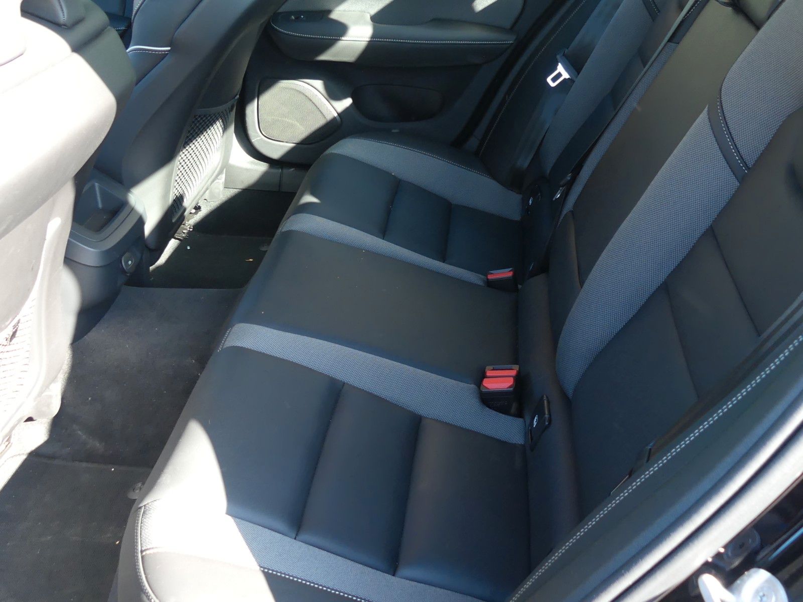 Volvo S60 Lim. Plus Dark Automatik