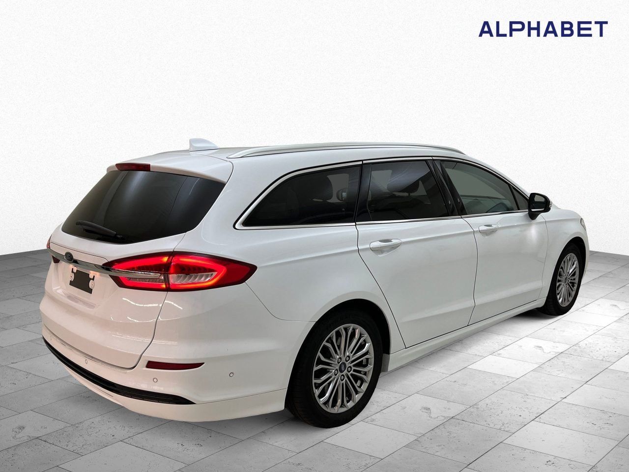 Ford Mondeo 2.0 EcoBlue Titanium - Samsaru's Car Outlet
