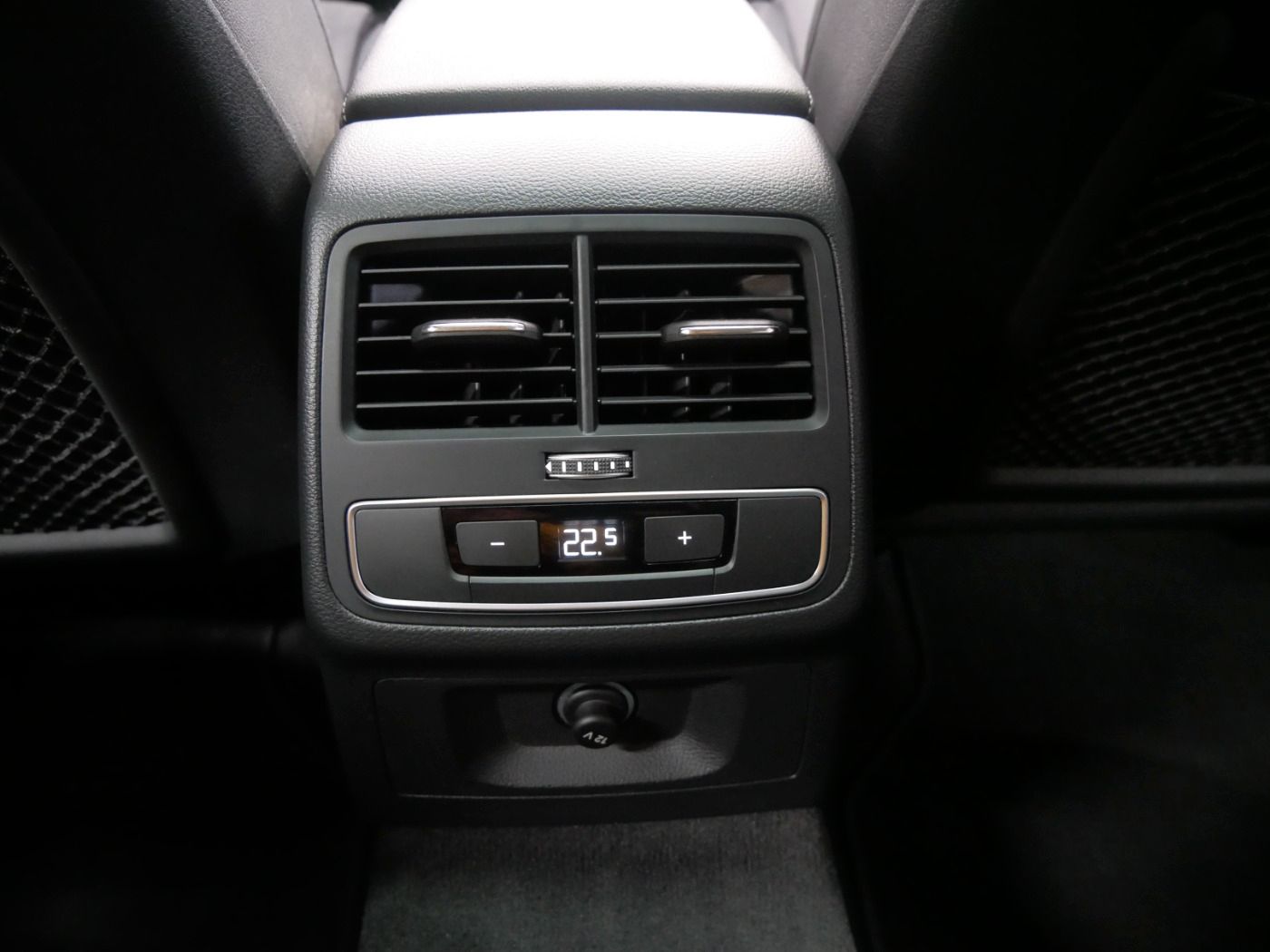 Audi A4 allroad 40 TDI quattro S tro. MATRIX AHK PANO