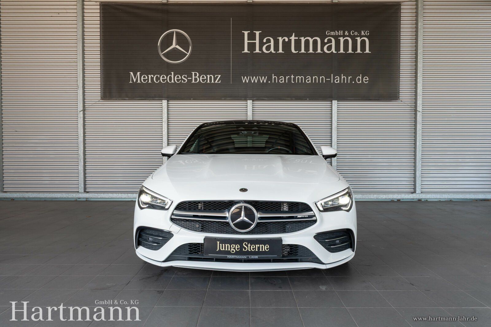 Mercedes-Benz CLA 35 4M AMG Coupé - Samsaru's Car Outlet