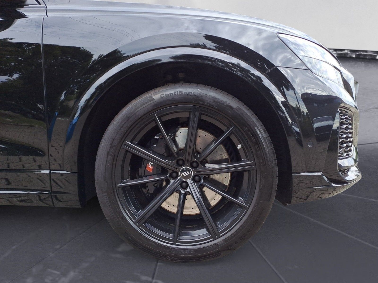 Audi RS Q8 TFSI quattro tiptronic advanced HUD Matrix