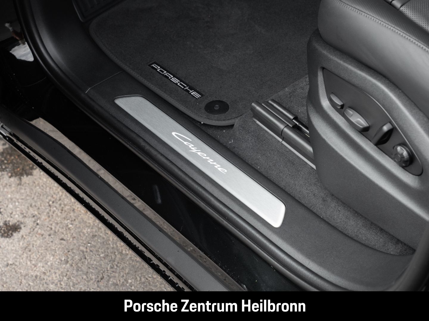 Porsche Cayenne E-Hybrid HA-Lenkung InnoDrive Sportabgas