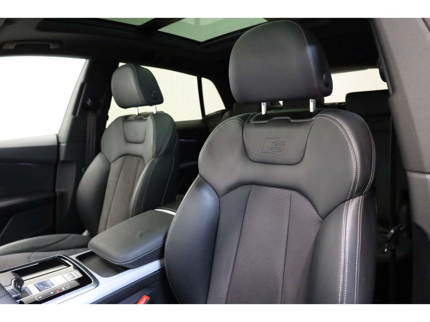 Audi Q8 55 TFSI e quattro S line