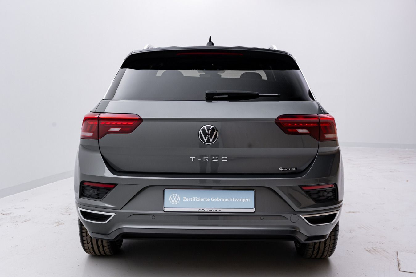 Volkswagen T-Roc 2.0 TSI DSG SPORT 4x4 - Samsaru's Car Outlet