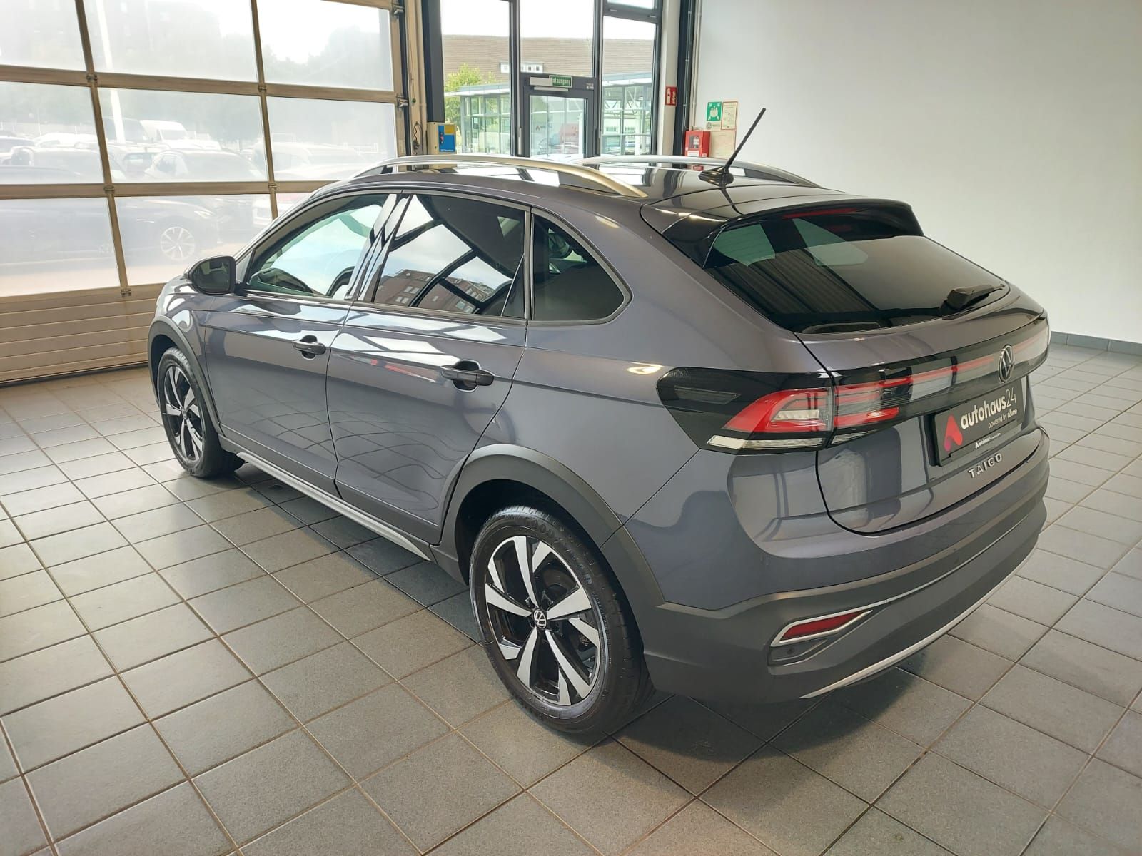 Volkswagen Taigo 1.0 TSI Style - Samsaru's Car Outlet