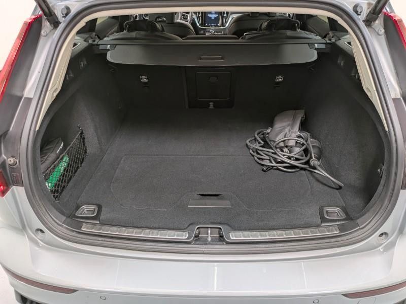 Volvo V60 T6 Plus Dark Recharge Plug-In Hybrid AWD*AHK