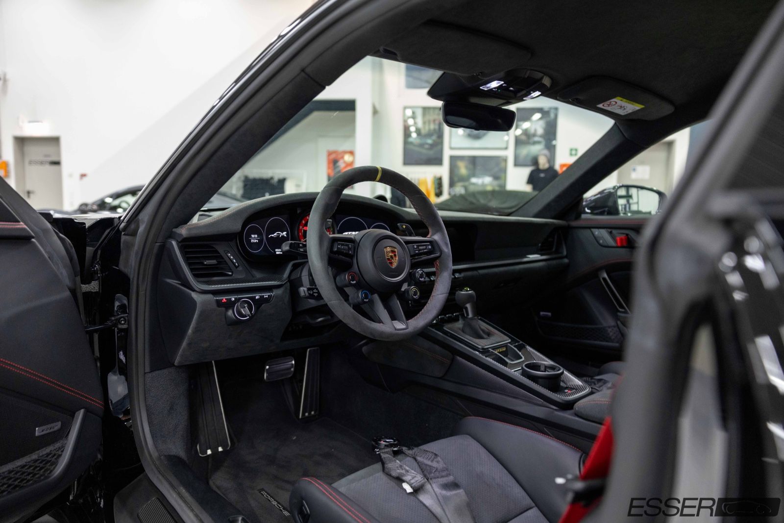 Porsche 992 GT3 RS - Samsaru's Car Outlet