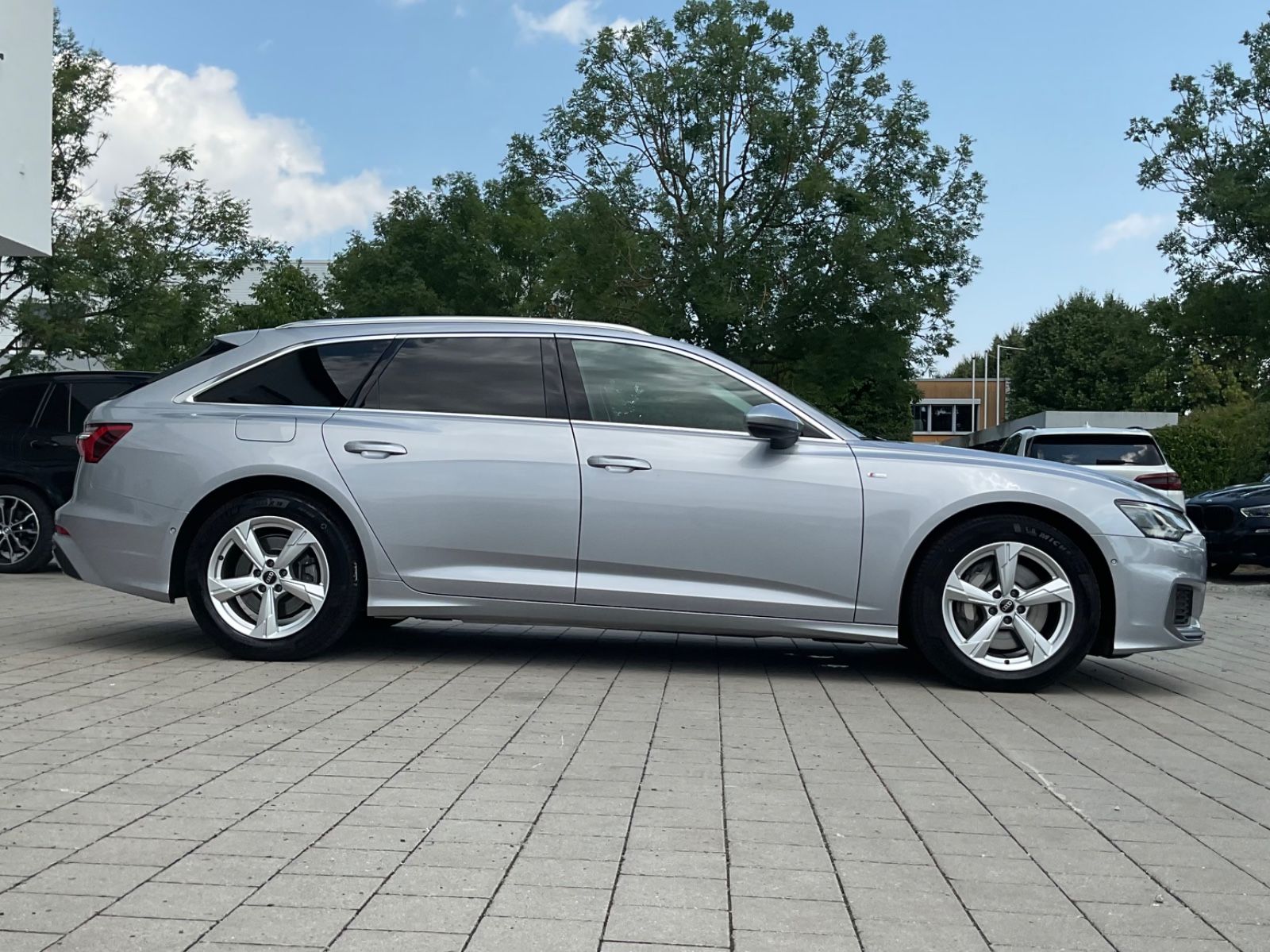Audi A6 Avant 50 TDI quattro Business - Samsaru's Car Outlet