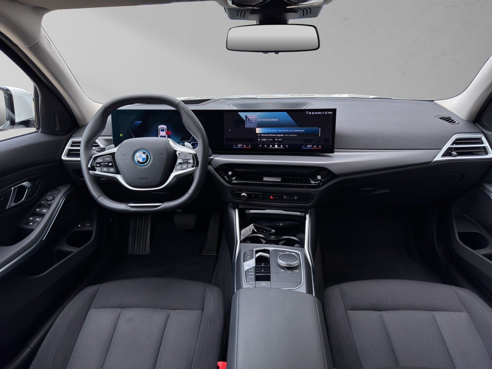 BMW 330e xDrive Touring 18" AHK ACC ab 379€ mtl. o.