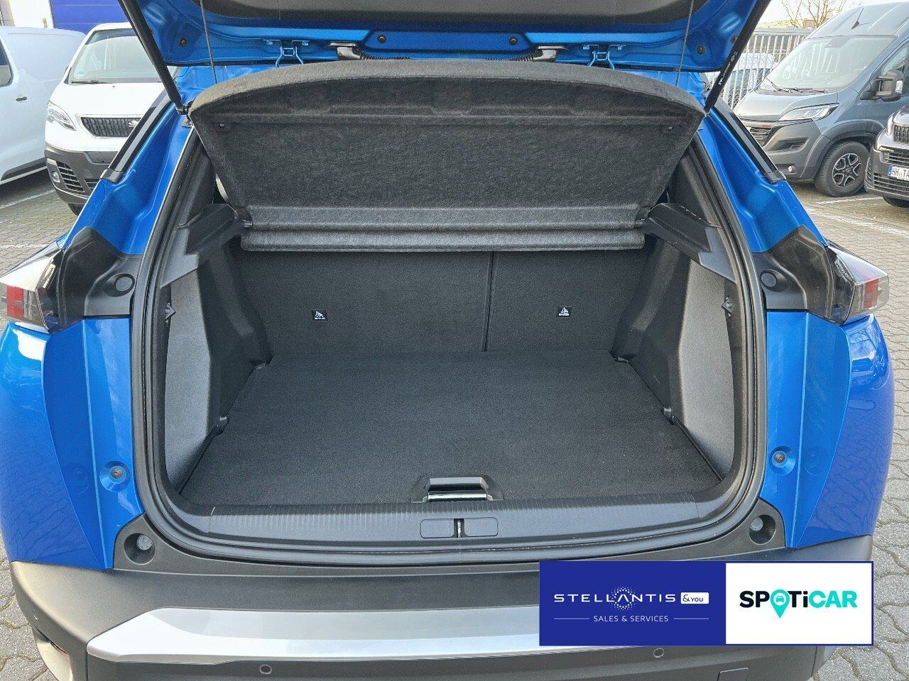 Peugeot 2008 e-GT Line - Samsaru's Car Outlet