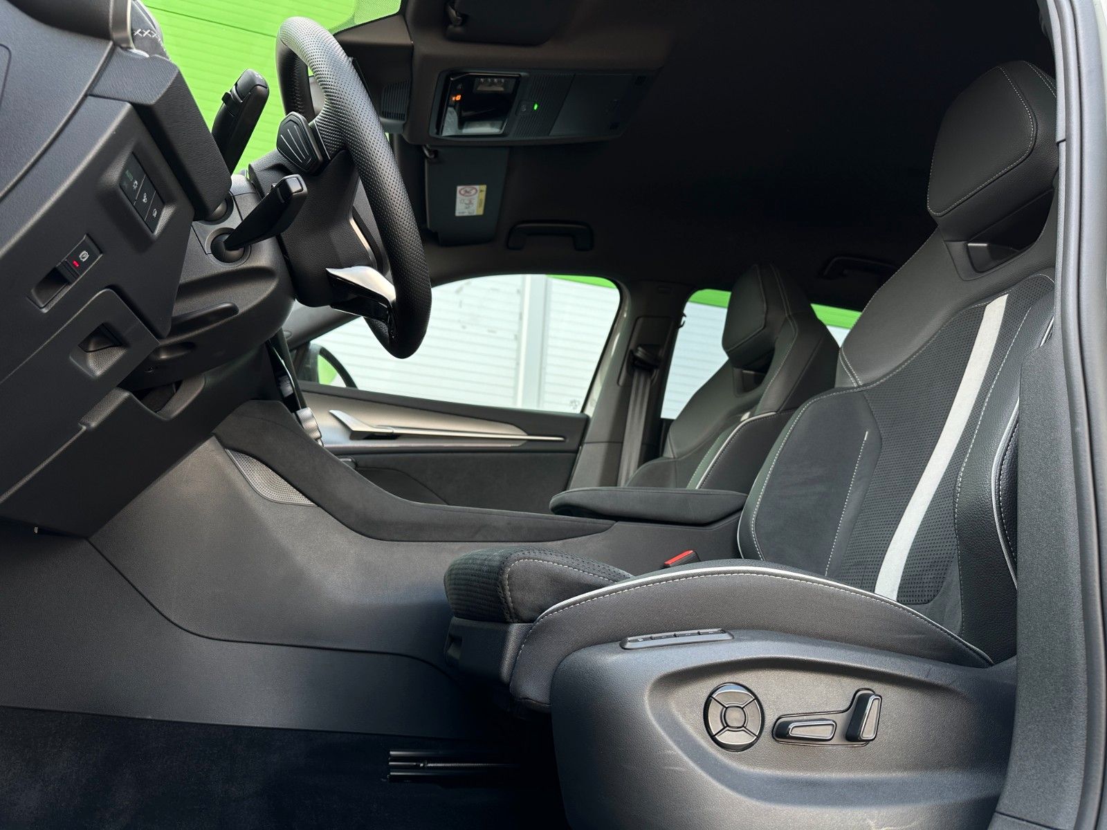 Skoda 193PS 4x4 Sportline STHZ NAVI DCC+ eHK LM20"AHK