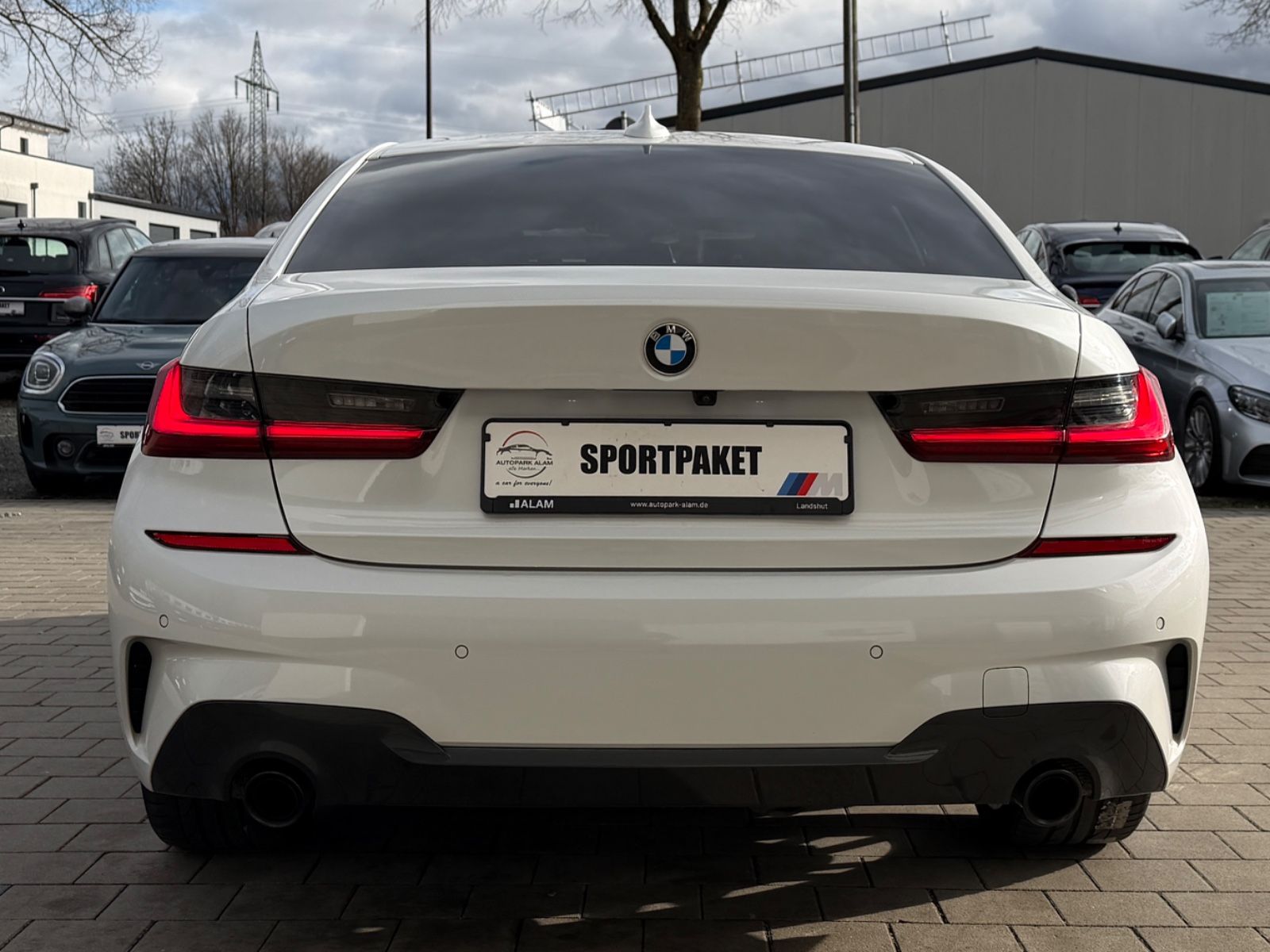 BMW 320d Lim.  xDrive M Sport ACC AHK RFK SHZ ViCo