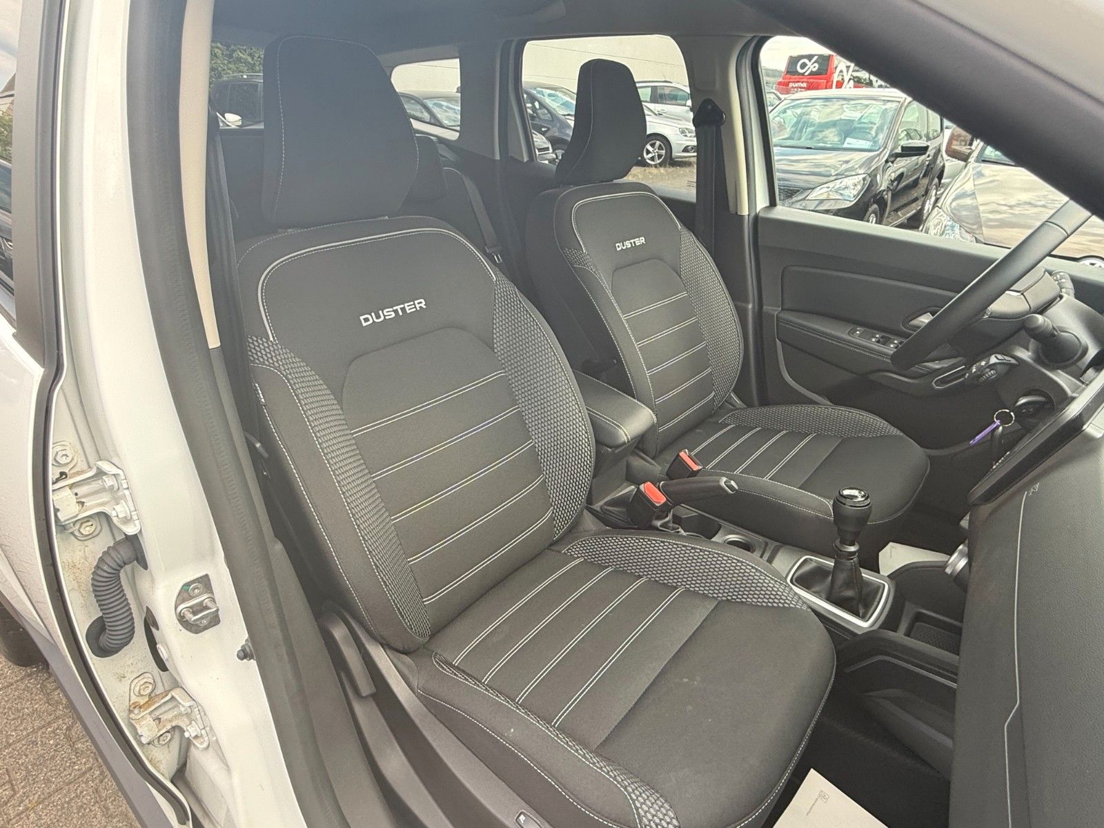 Dacia Duster II - Samsaru's Car Outlet