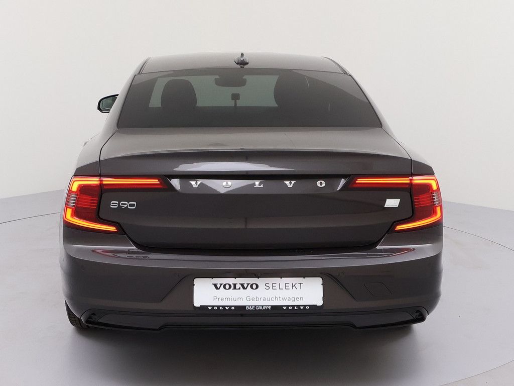 Volvo S90 T8 Plus Dark Plug-In Hybrid AWD