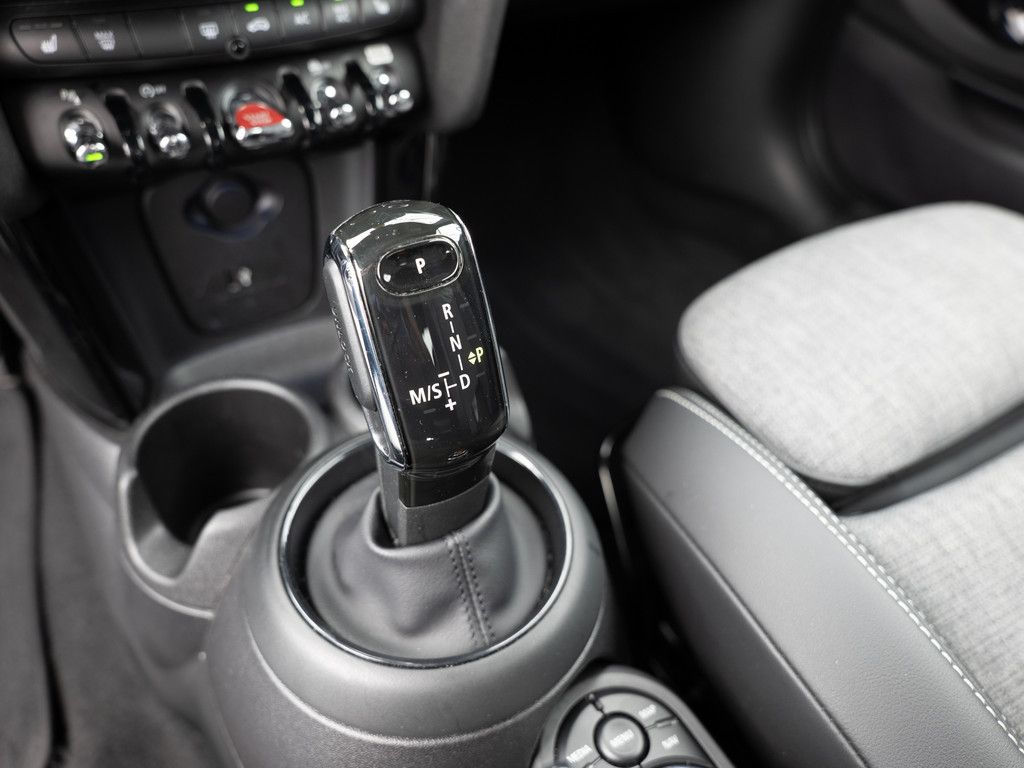 MINI Cooper Chili - Samsaru's Car Outlet