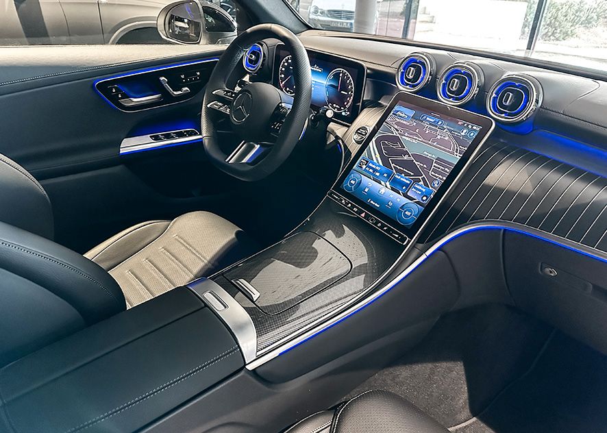 Mercedes-Benz GLC 300 de 4M AMGLiADPl+DigiL+Pano+AHK+Distronic