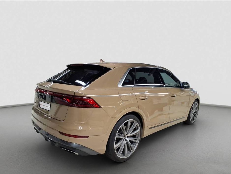Audi Q8 50 TDI quattro S line - Samsaru's Car Outlet