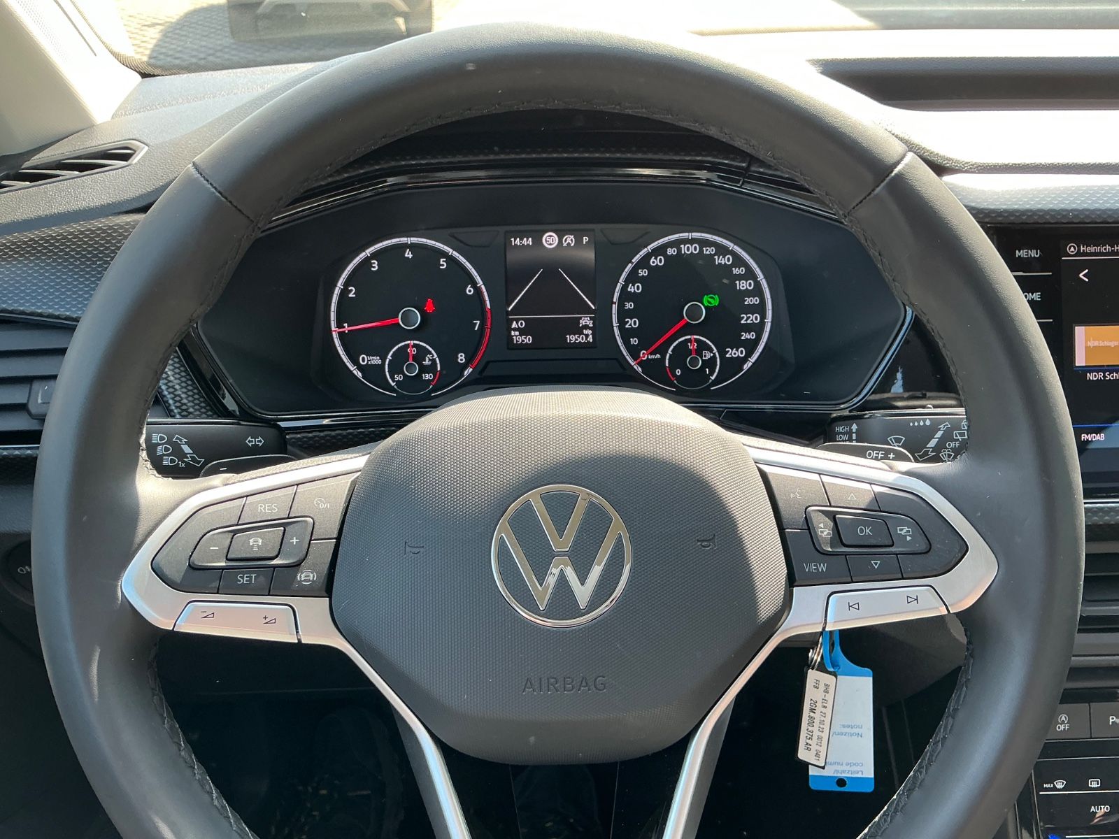 Volkswagen T-Cross Life - Samsaru's Car Outlet