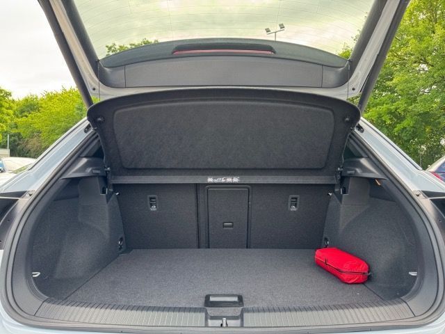 Volkswagen T-Roc 1.5 TSI Sport - Samsaru's Car Outlet