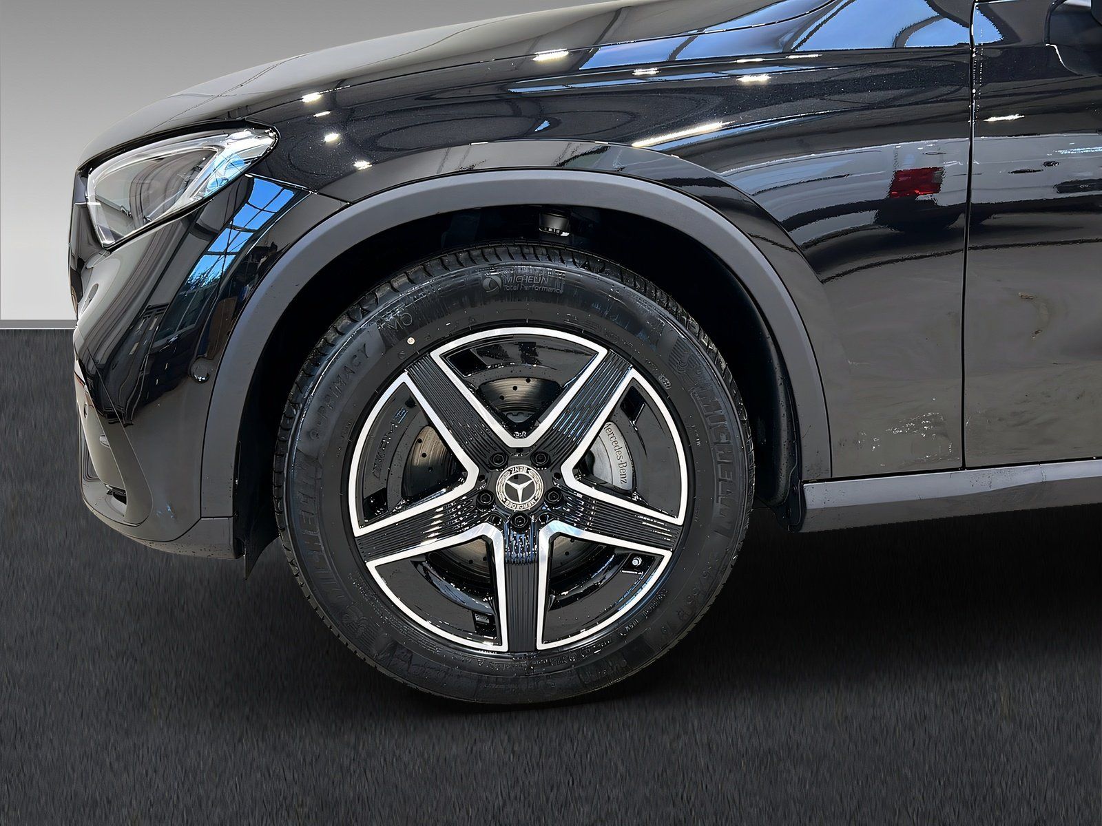Mercedes-Benz GLC 200 4M AMG+LED+NIGHT+Pano+Ambi+TotW+AHK+360°