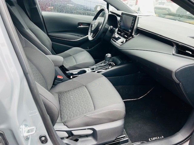 Toyota Corolla 1.8 Hybrid - Samsaru's Car Outlet