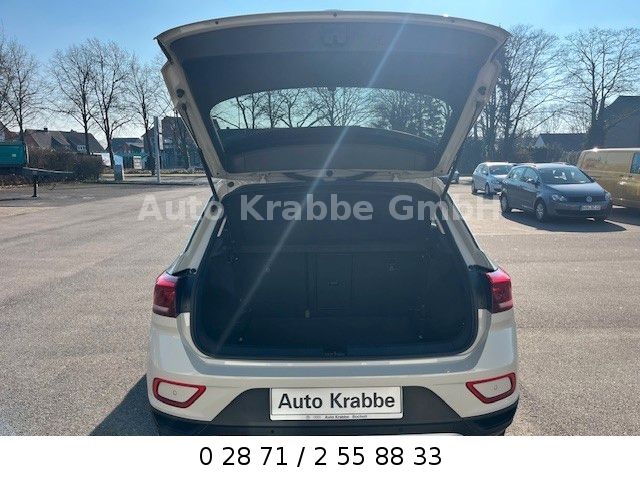 Volkswagen T-Roc Life 1.5 TSI DSG - Samsaru's Car Outlet