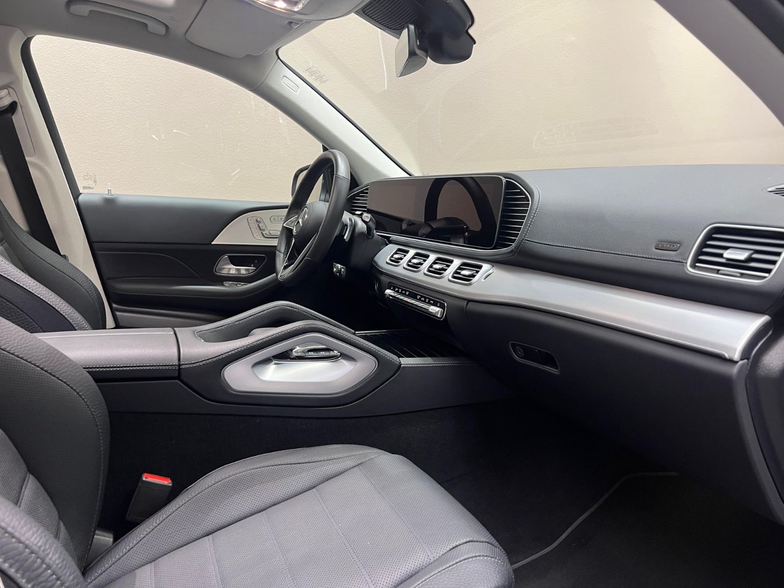 Mercedes-Benz GLS350 d 4M - Samsaru's Car Outlet
