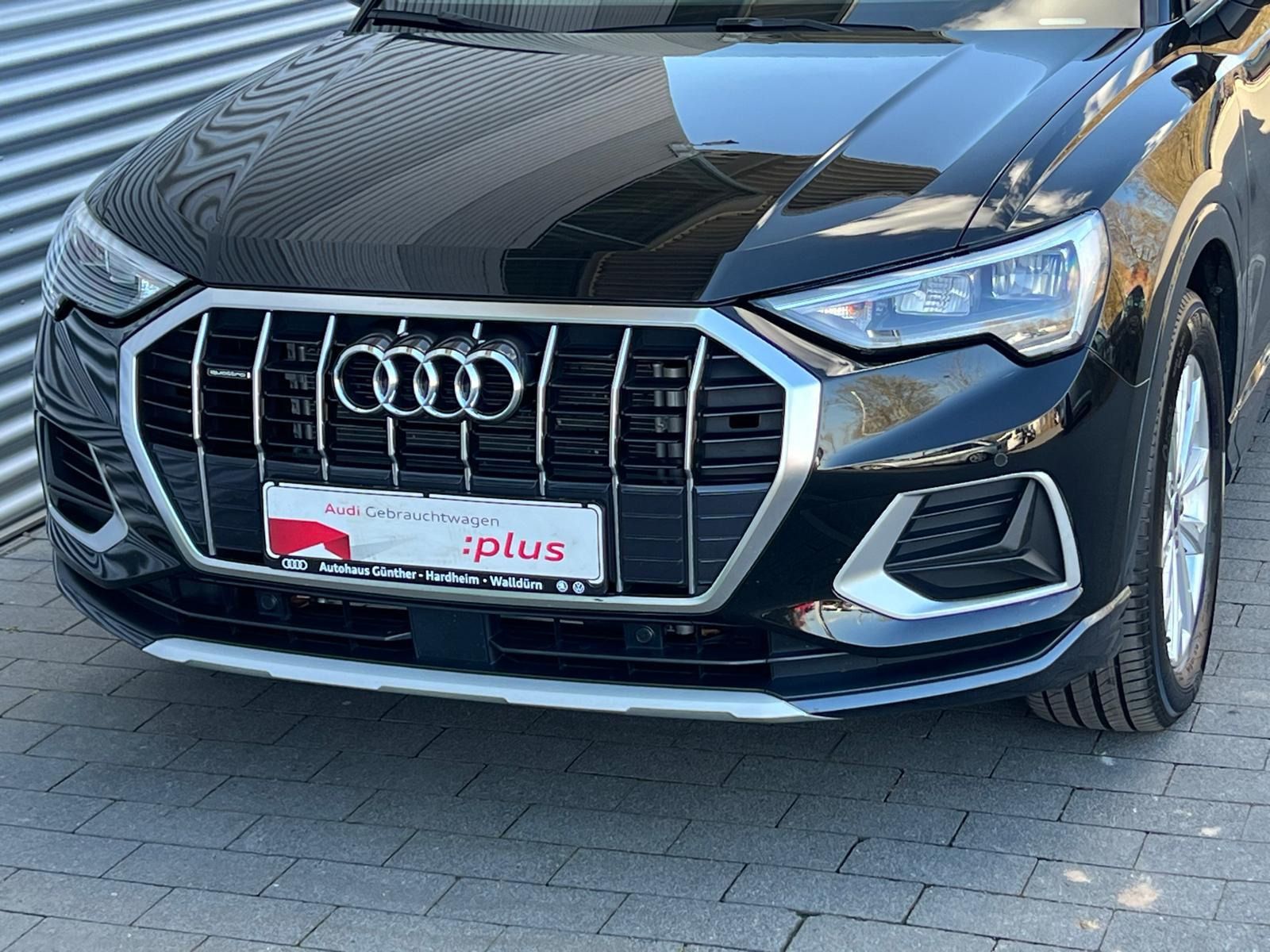 Audi Q3 35 TDI ADVANCED QUATTRO - Samsaru's Car Outlet