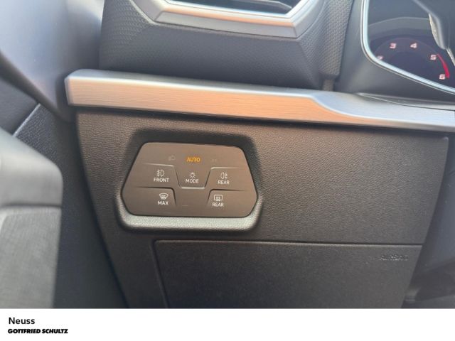 Seat Leon Sportstourer FR TDI DSG AHK NAVI SITZHEIZUN