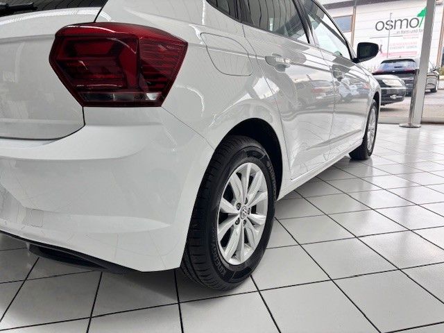 Volkswagen Polo VI Comfortline - Samsaru's Car Outlet