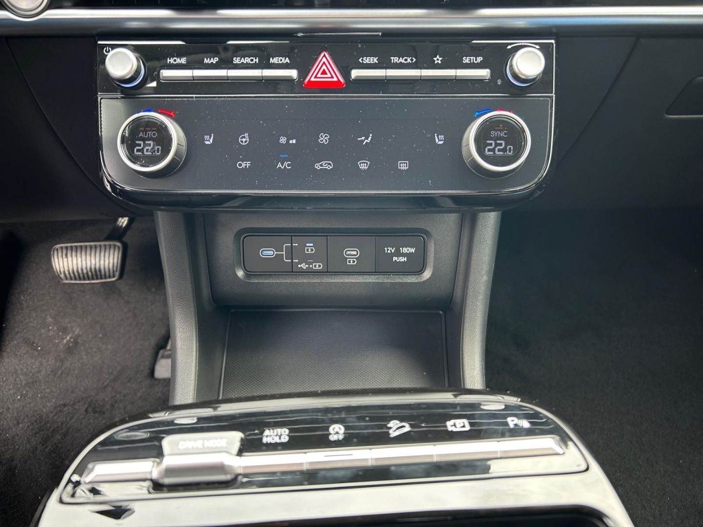 Hyundai Tucson Trend - Samsaru's Car Outlet