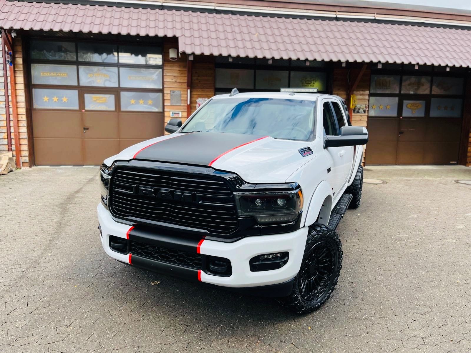 Dodge 2500*6,4L V8*LPG*4X4*LONGBED*OFFROAD*AHK*GARANTI