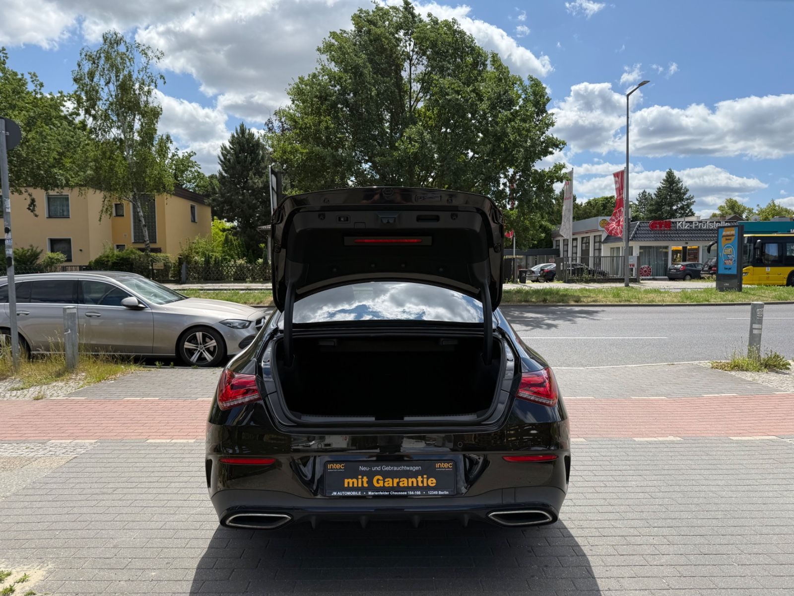 Mercedes-Benz CLA 200 AMG - Samsaru's Car Outlet