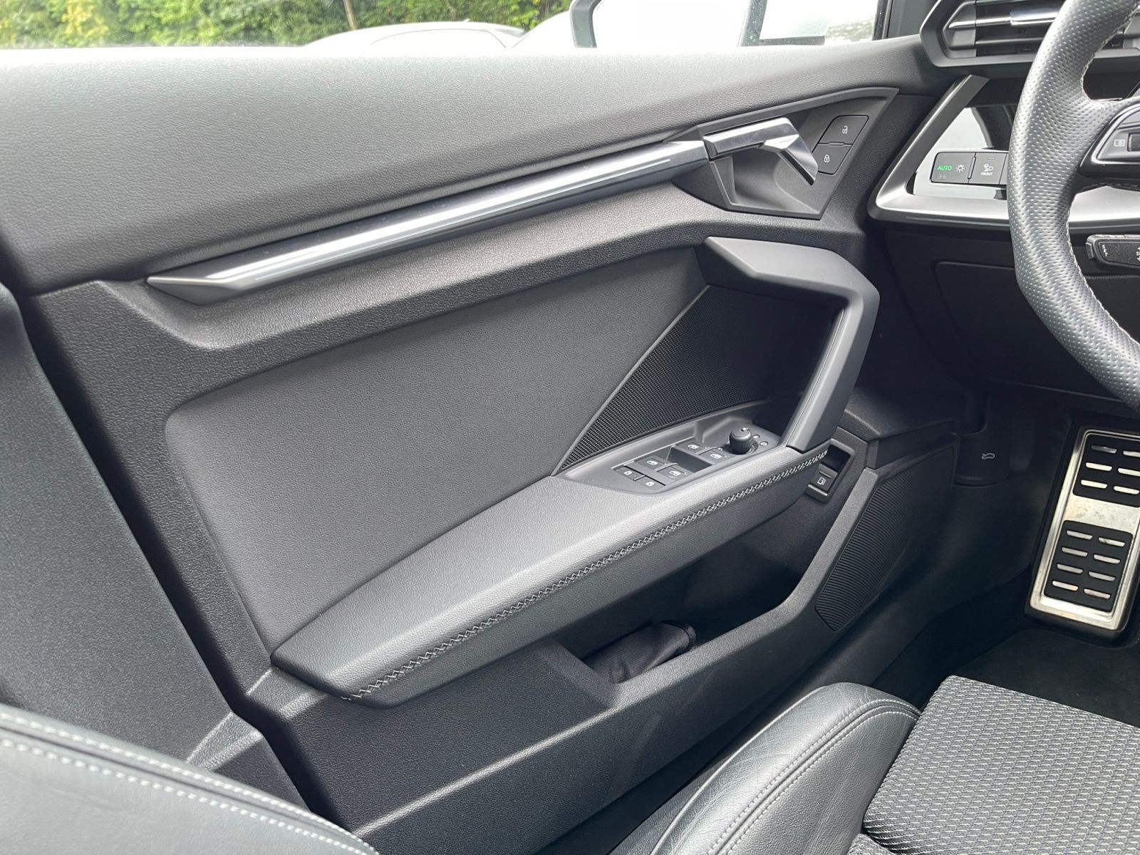 Audi A3 Sportback 40 TFSe S-Line - Samsaru's Car Outlet