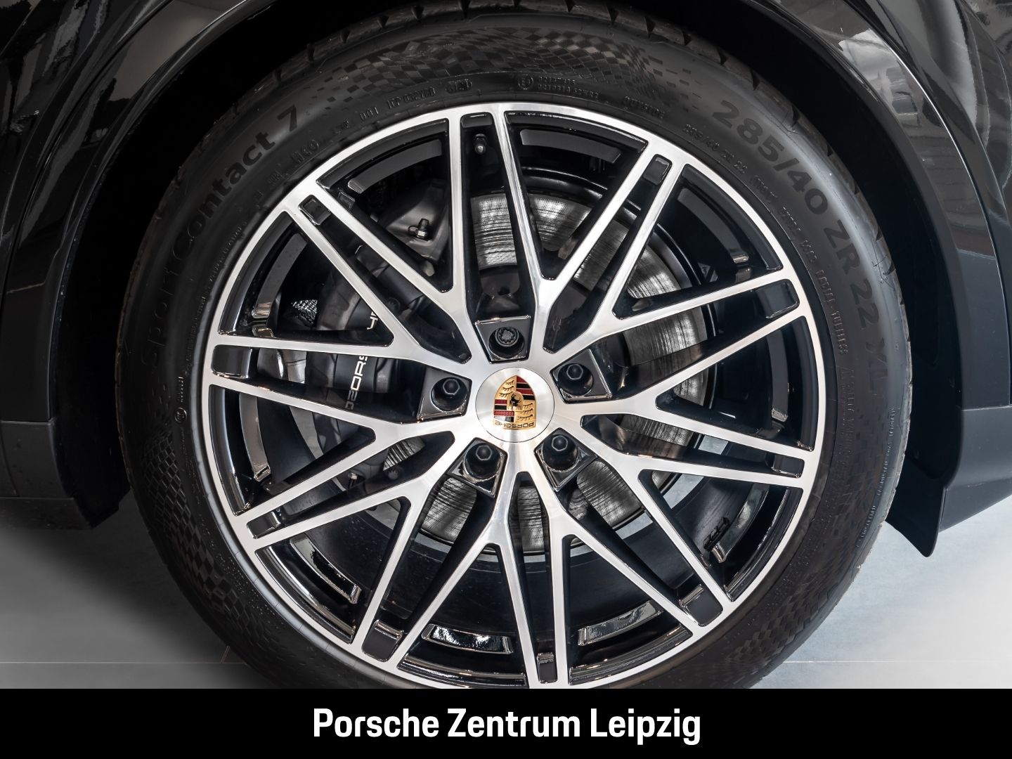 Porsche Cayenne E-Hybrid Coupe AHK Matrix Bose Abstandst