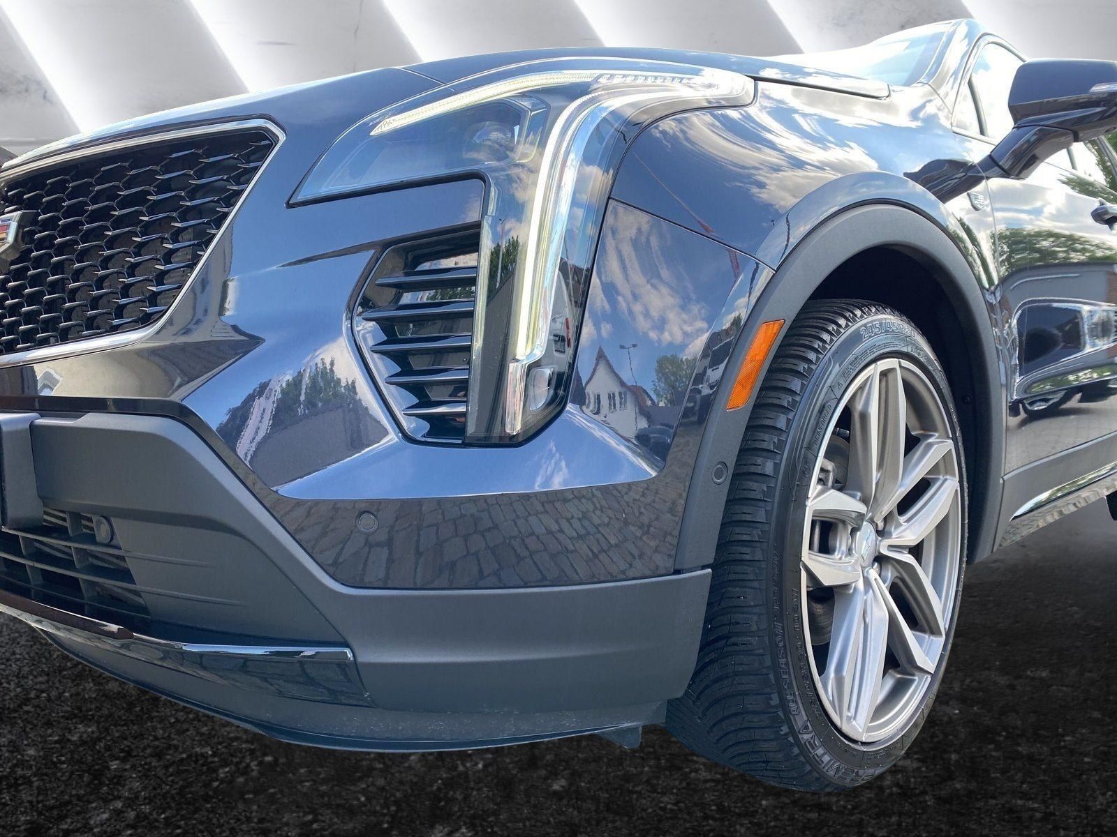 Cadillac XT4 2.0 T Sport AWD AHK+360 Kamera+Panorama