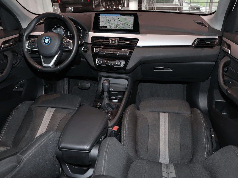 BMW X1 xDrive25e Adv. - Samsaru's Car Outlet