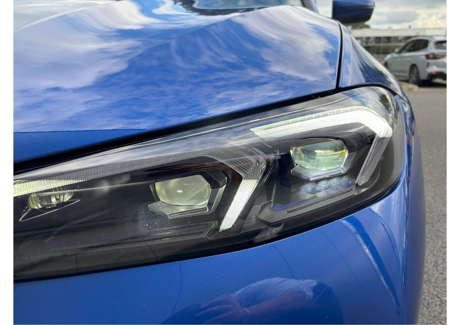 BMW 330e xDrive Touring