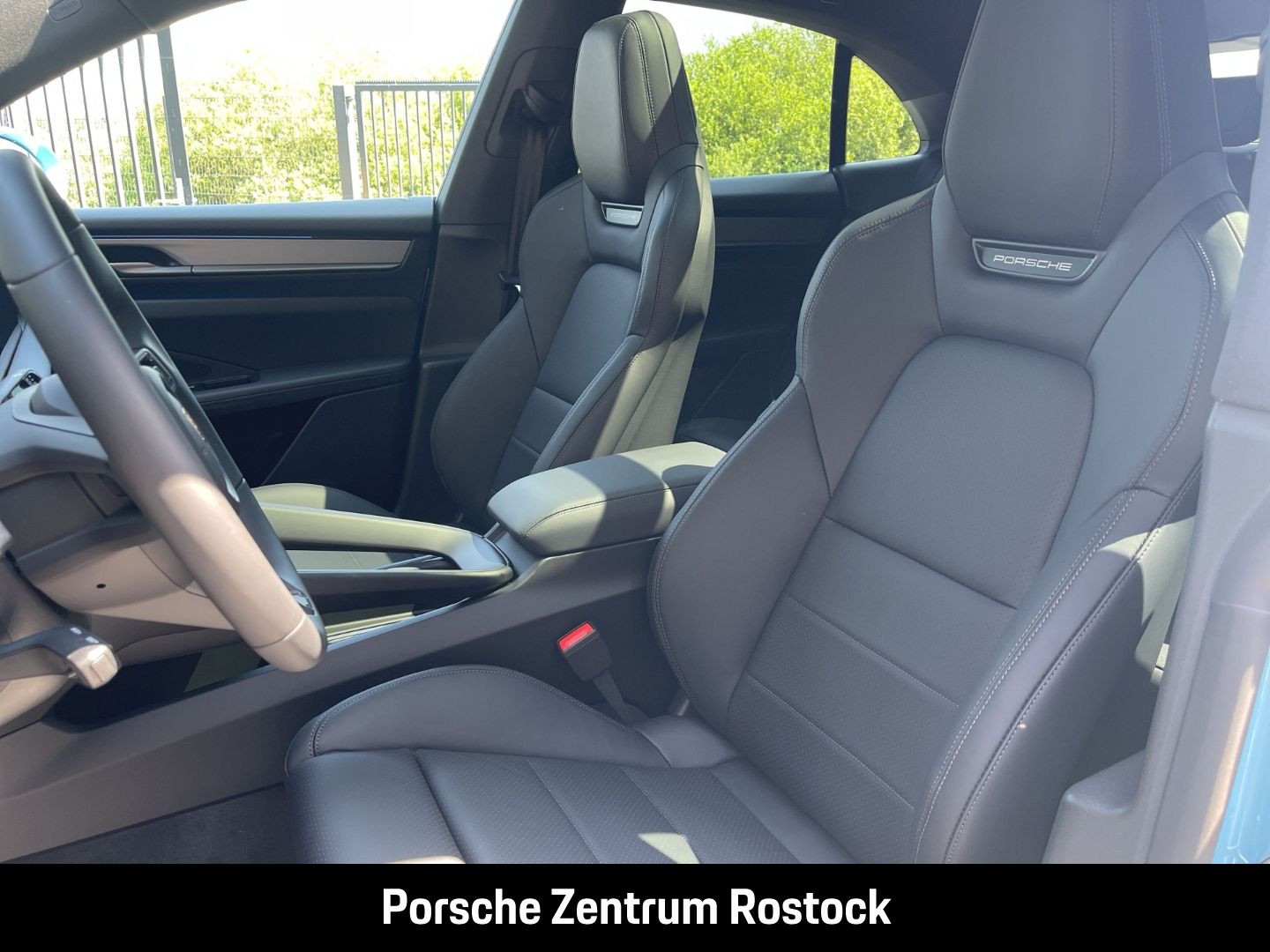 Porsche Macan 4 BOSE Rückfahrkamera Abstandstempomat LED