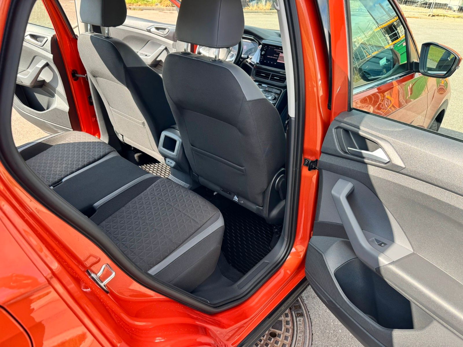 Volkswagen T-Cross 1.0 TSI Style DSG - Samsaru's Car Outlet