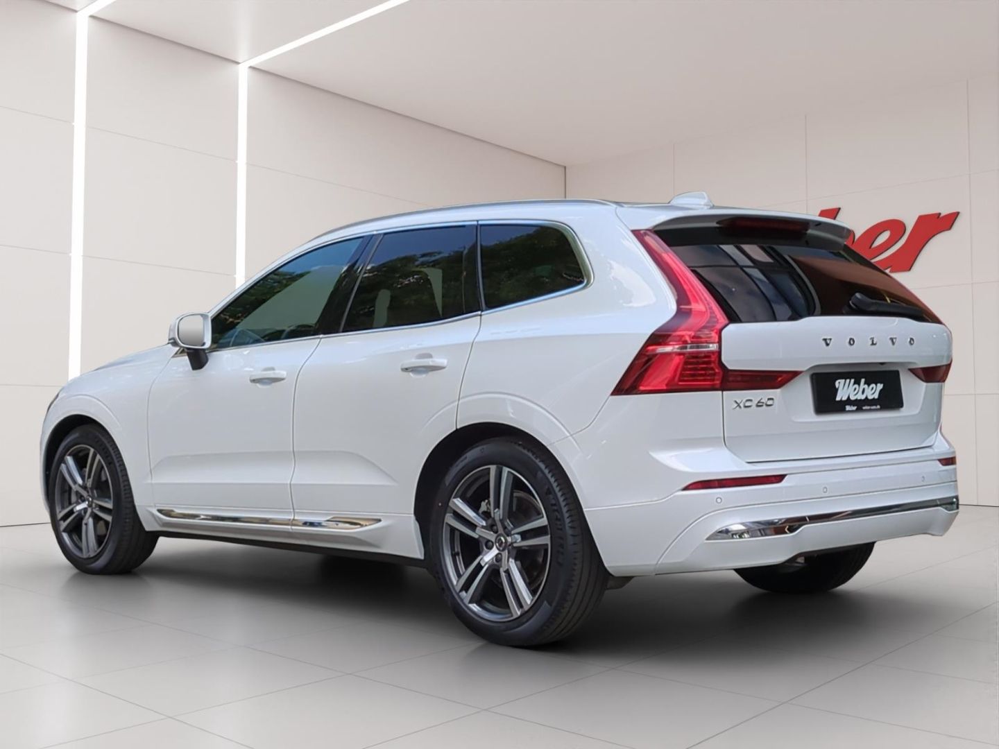 Volvo XC60 B6 AWD Inscription *Luft*SH*Pano*Nappa*