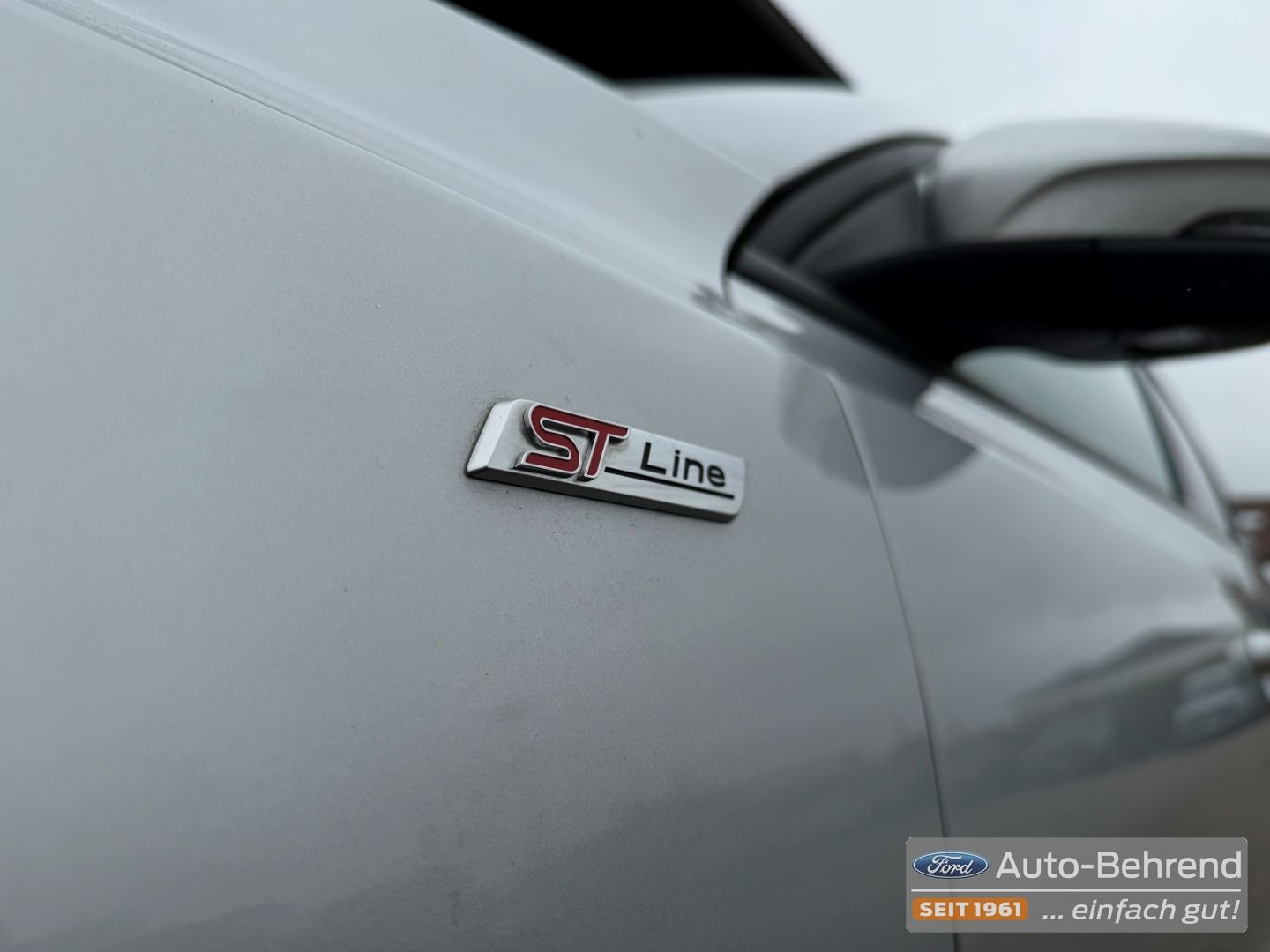 Ford Focus ST-Line X Automatik Panoramadach Kamera
